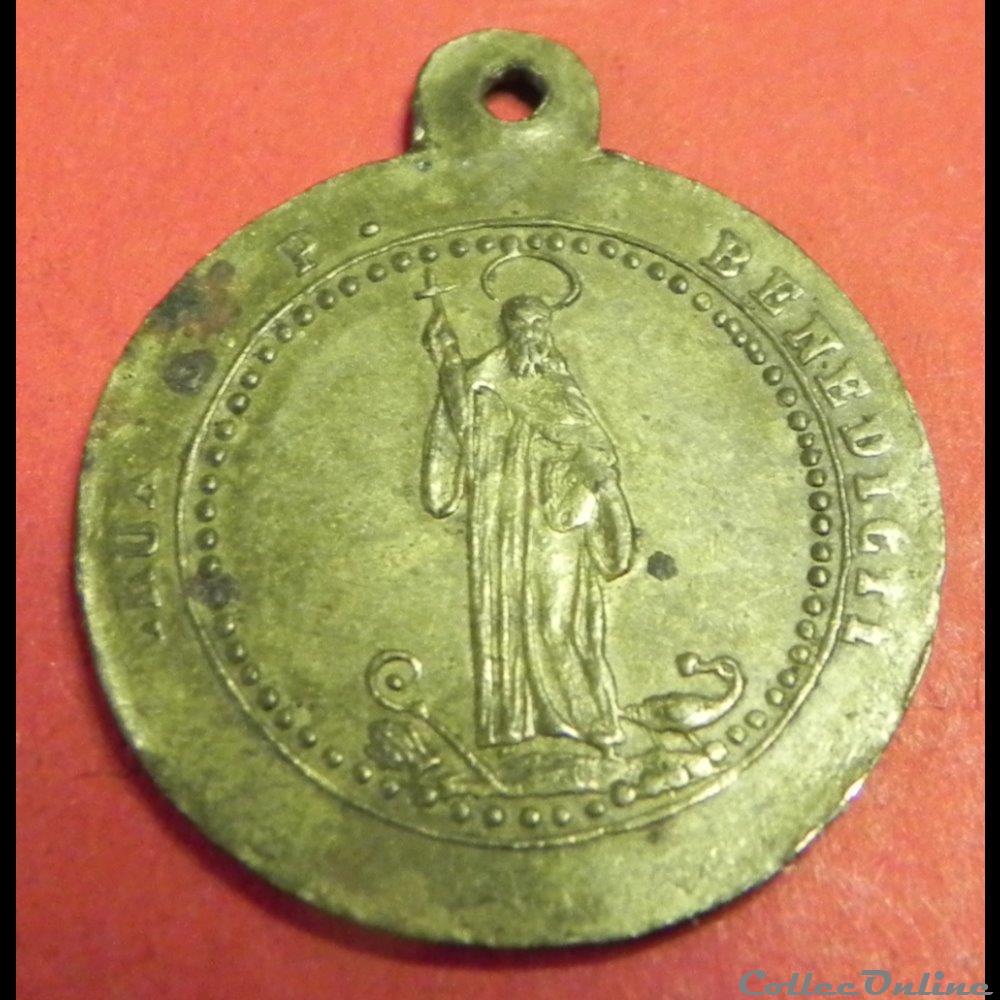 La médaille de Saint Benoît. 19éme S religieuse mandat territoriaux la medaille de saint benoit 19eme s