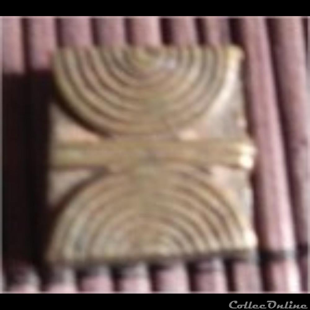 europe poids a or forme geometrique akan