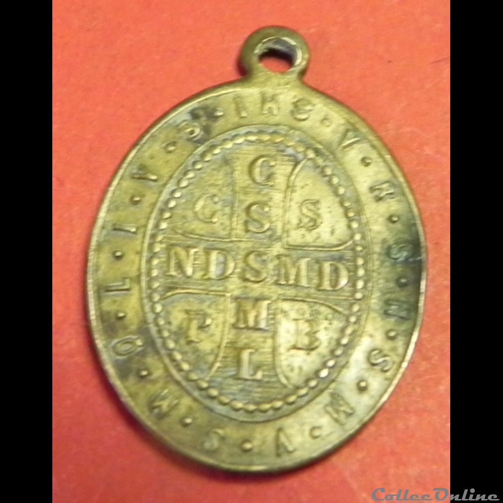 La médaille de Saint Benoît. 19éme S religieuse mandat territoriaux la medaille de saint benoit 19eme s