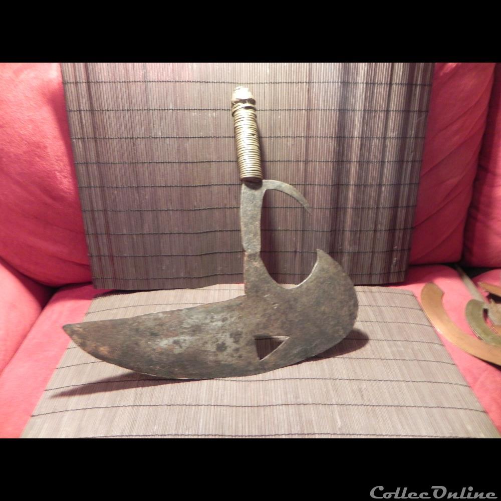 pré-monnaies de fer arme de jet Kota Ndzabi Mbébé Congo 2 primitive afrique pre monnaies de fer arme de jet kota ndzabi mbebe congo