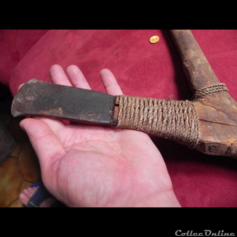 primitive afrique pre monnaies hache