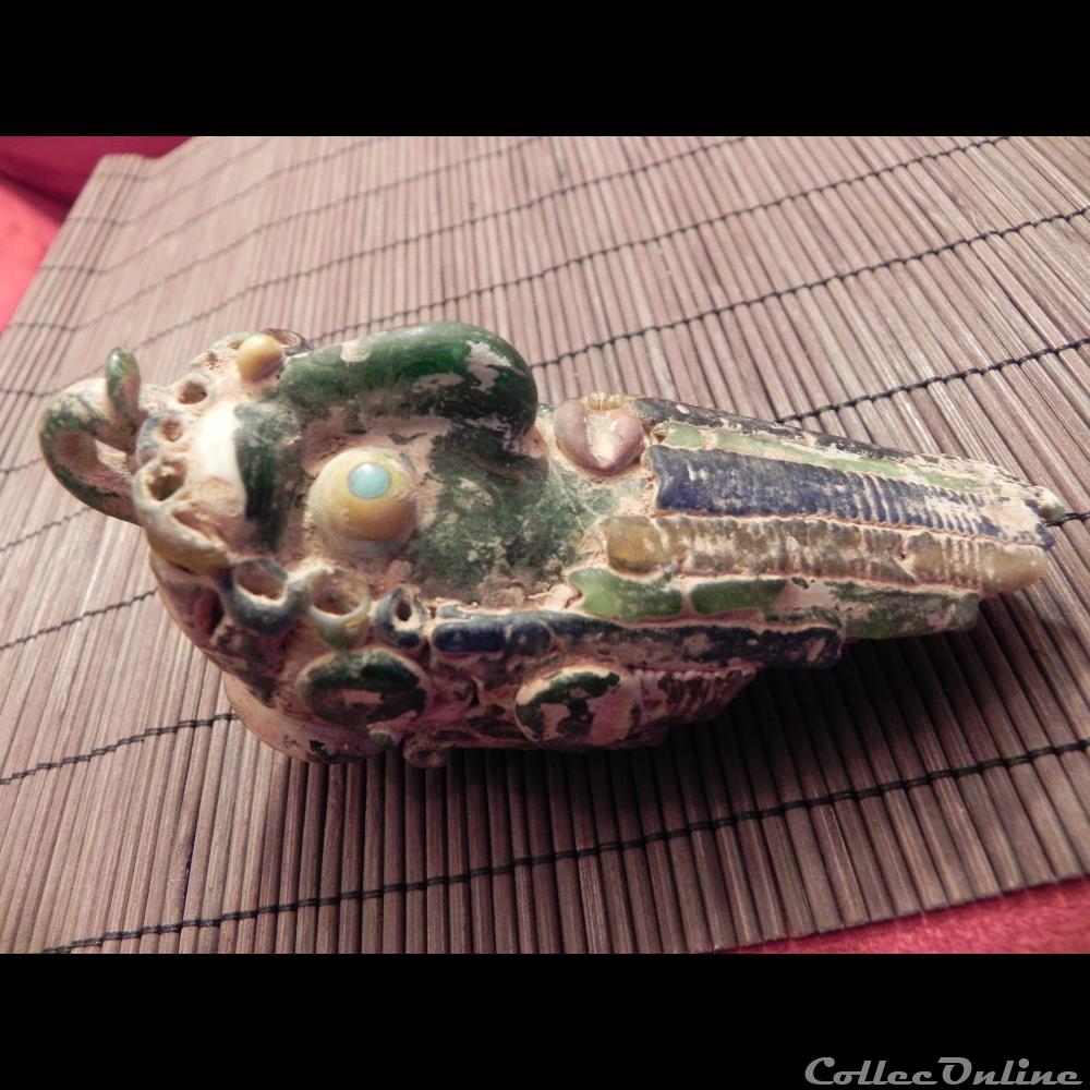 art antiquite archeologie asie phenicie grande tete en verre et pate de verre