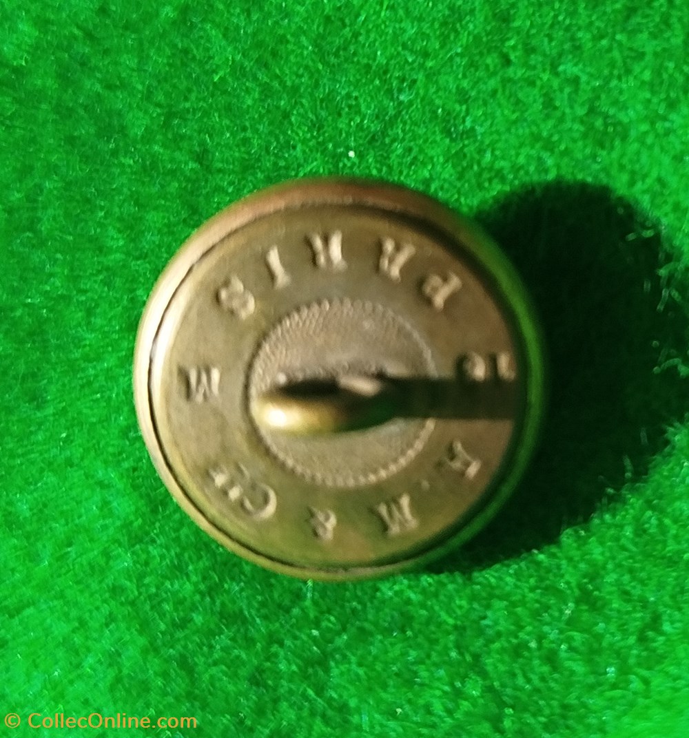 Bouton PLM Paris Lyon Marseille chemin de fer vetements et accessoires boutons bouton plm paris lyon marseille chemin de fer