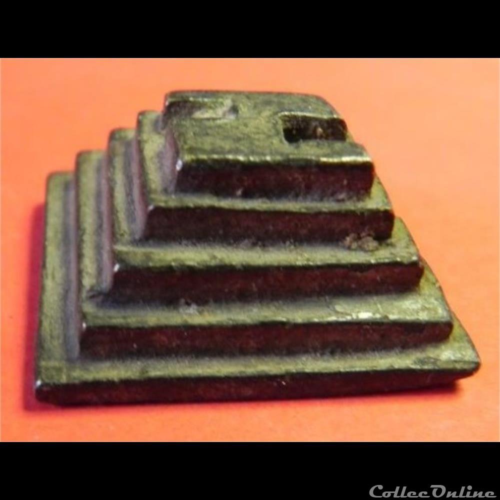 europe poids a or forme geometrique akan