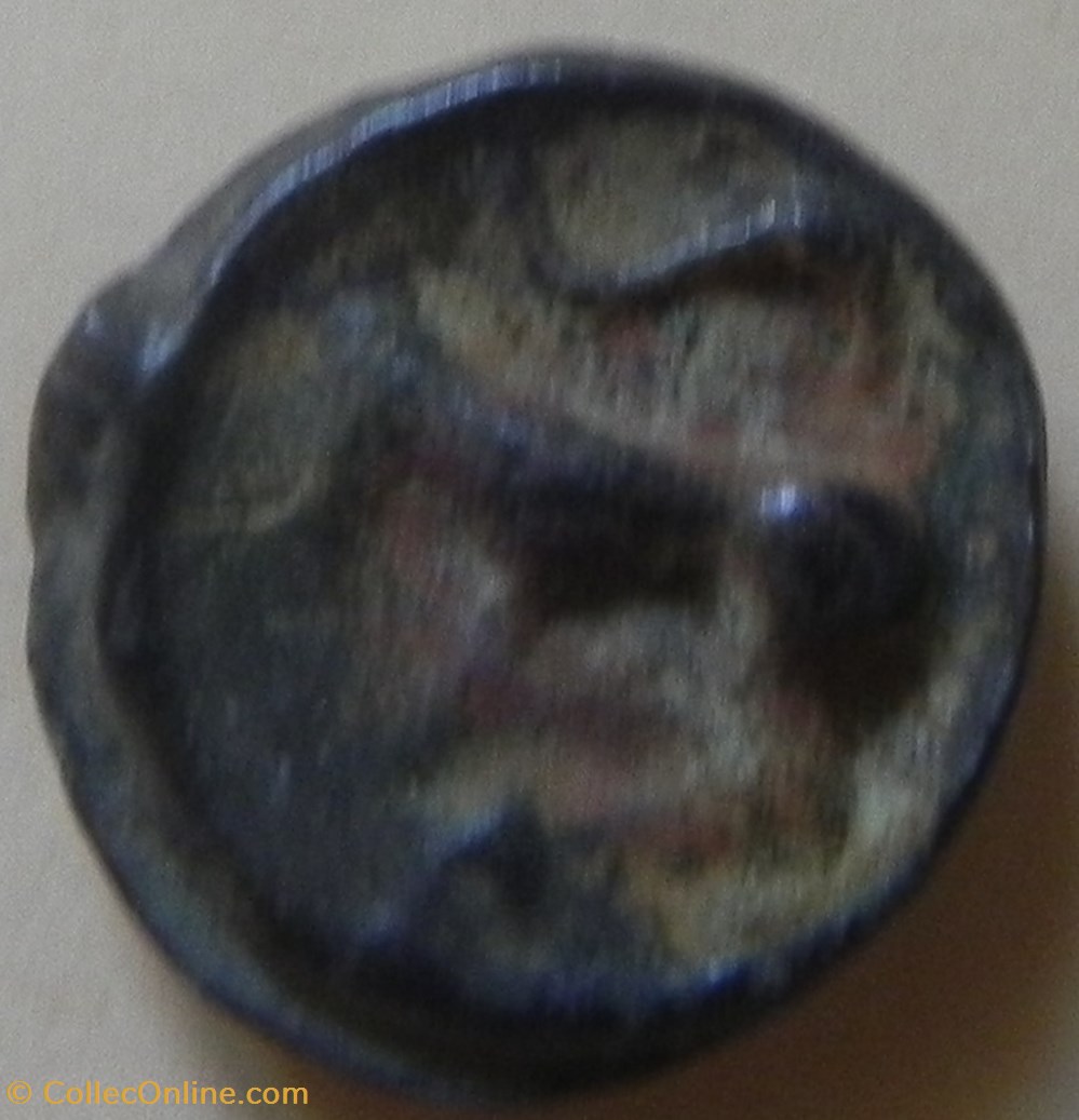 monnaies antiques celtes potin turons a la tete diabolique monnaie inspiration lunaire