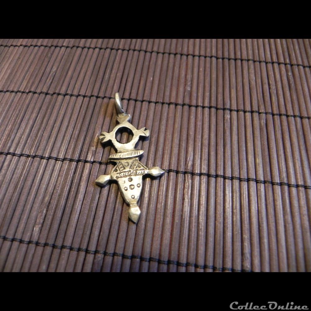 CROIX NIGERIENNE D'IFEROUANE 4 monnaie primitive afrique croix nigerienne iferouane