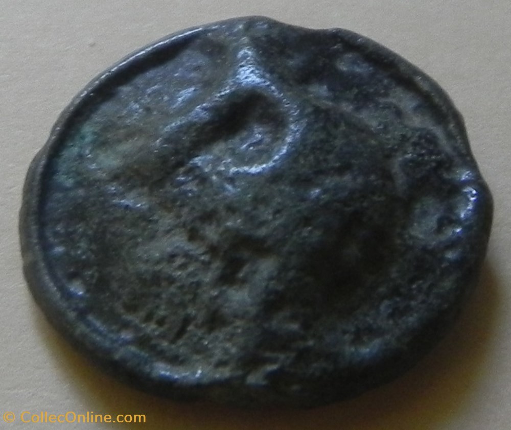 monnaies antiques celtes potin turons a la tete diabolique monnaie inspiration lunaire