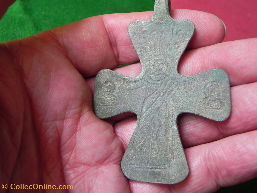 croix provenant du champs de bataille de Nicopolis 4 art antiquite europe croix provenant du champs de bataille de nicopolis