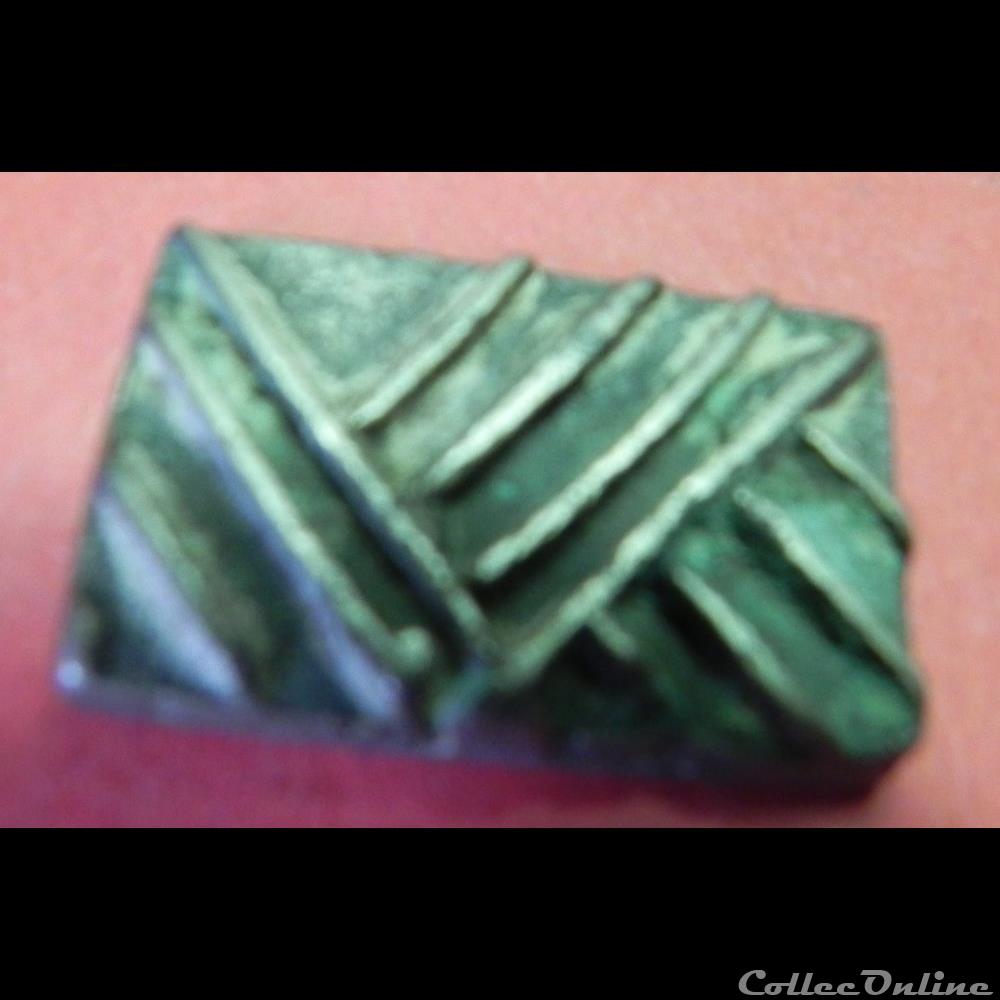 europe poids a or forme geometrique akan
