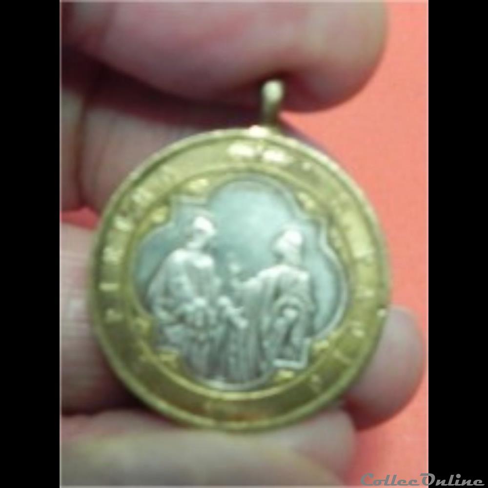 patrimoine religieux objet de culte poid opium europe pie x medaille