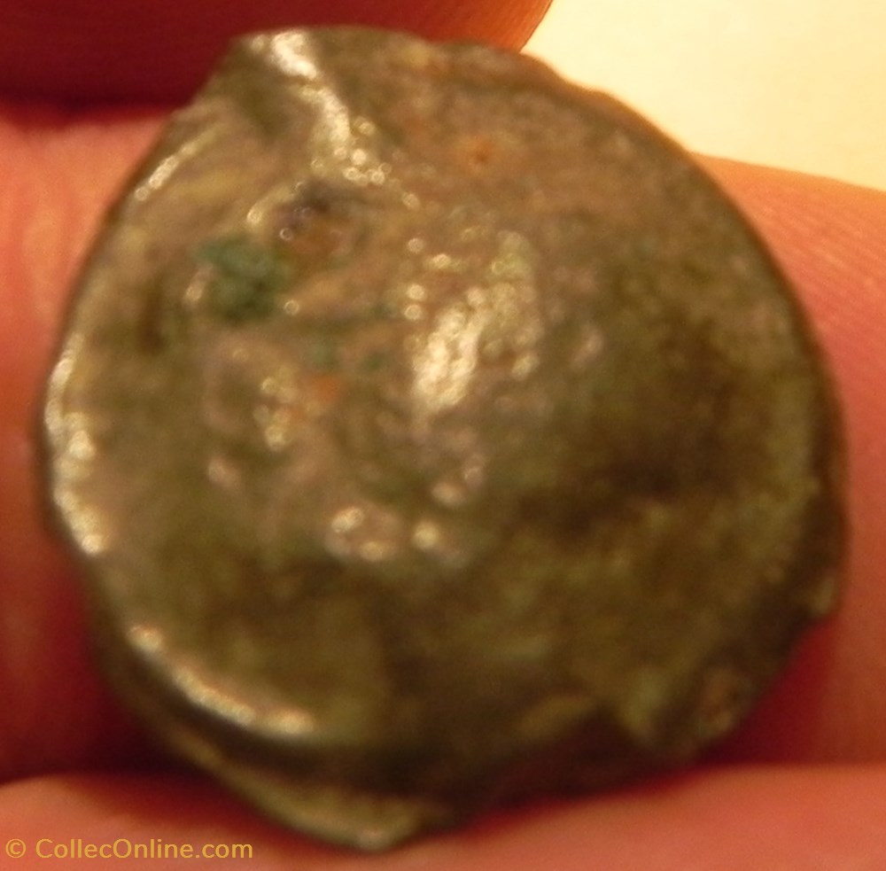 monnaies antiques celtes potin turons a la tete diabolique monnaie inspiration lunaire
