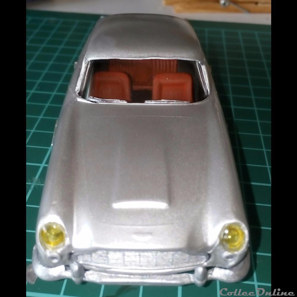 Aston Martin DB5 (1/32) 2 modelisme maquettisme aston martin db5 1 32