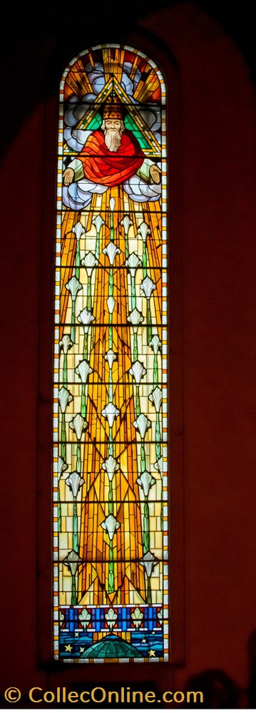 patrimoine religieux vitrail chapelle de la bonne mort