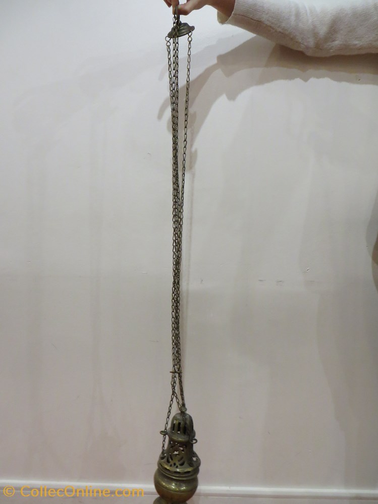 Encensoir avec chaîne patrimoine religieux objets de cultes encensoir avec chaine