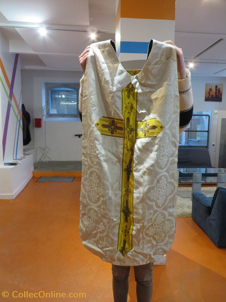Chasuble 3 patrimoine religieux objets de cultes chasuble