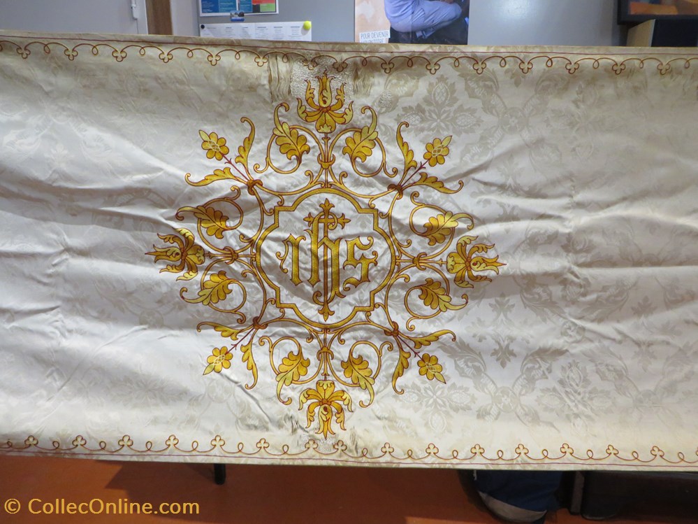 Nappe d'autel blanche 2 patrimoine religieux objets de cultes nappe autel blanche