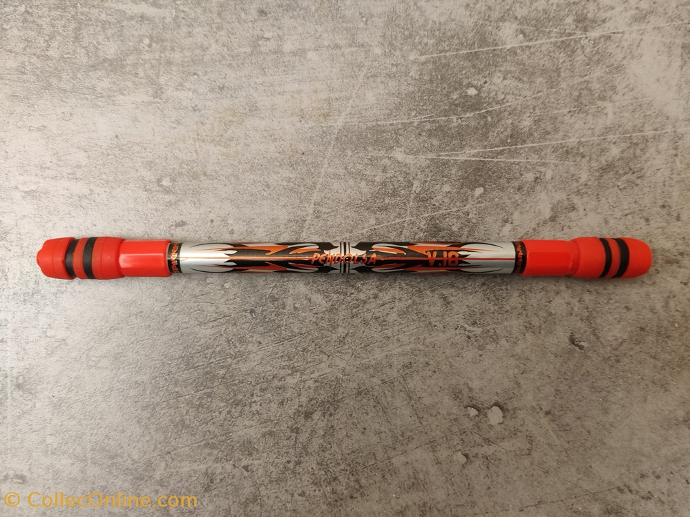 divers crayons stylos dong a pds v18