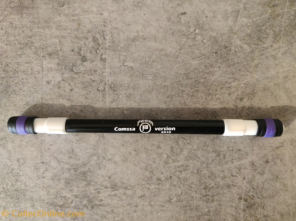 divers crayons stylos dong a peem
