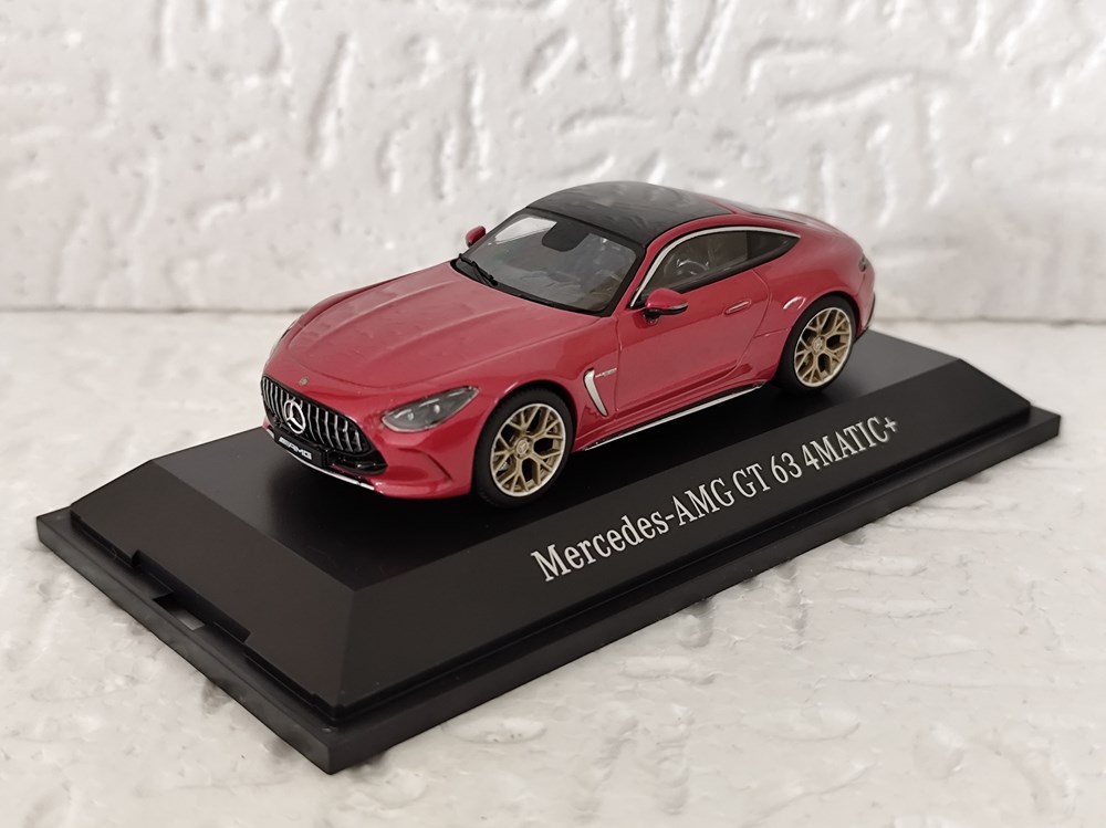 Mercedes AMG GT 63 4 Matic + modeles reduits mercedes amg gt 63 4 matic