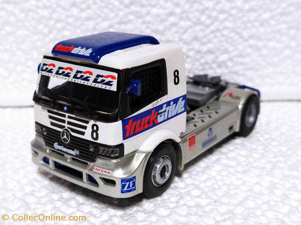 modeles reduits mercedes benz renntruck