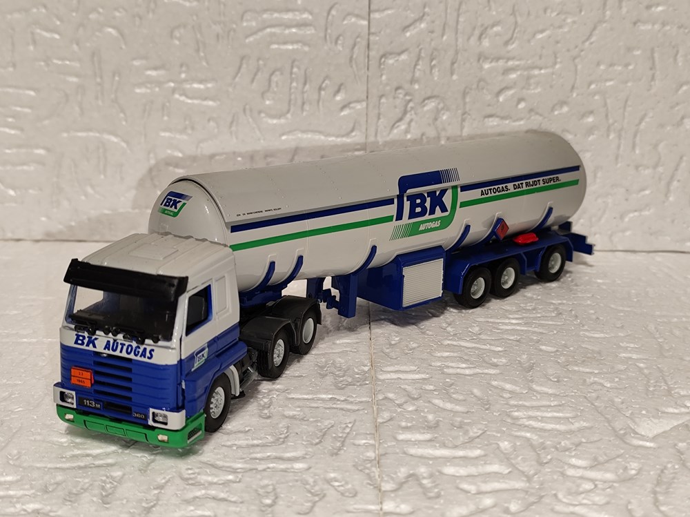 Scania 113 M 360 modeles reduits scania 113 m 360