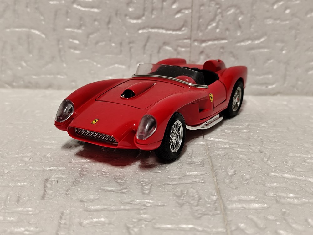 Ferrari Testarossa 250 modeles reduits ferrari testarossa 250