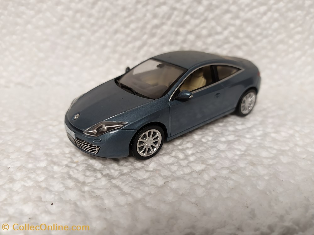 Renault Laguna Coupé modele reduit renault laguna coupe