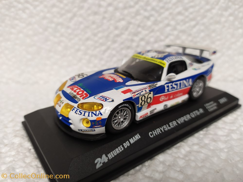 Chrysler Viper GTS-R 2003 modele reduit chrysler viper gts r 2003