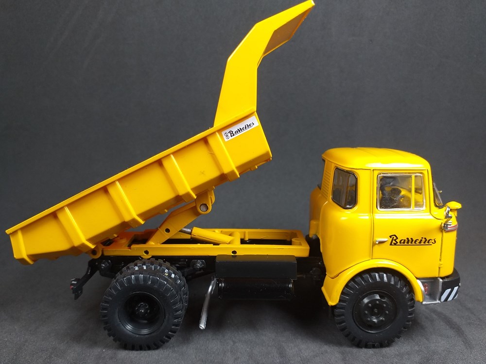 BARREIROS PUMA DUMPER modelos escala camiones barreiros puma dumper