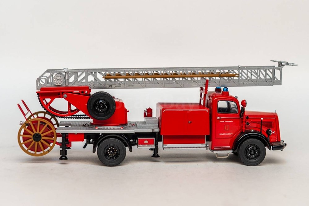 modelos escala camiones mercedes benz l6600 bomberos rastatt