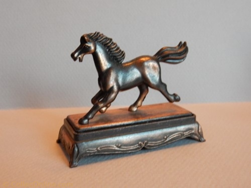 Cheval 2 figurine autre cheval 2