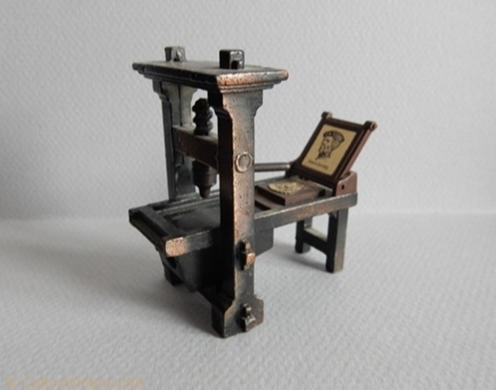 imprimerie Gutemberg figurine autre imprimerie gutemberg