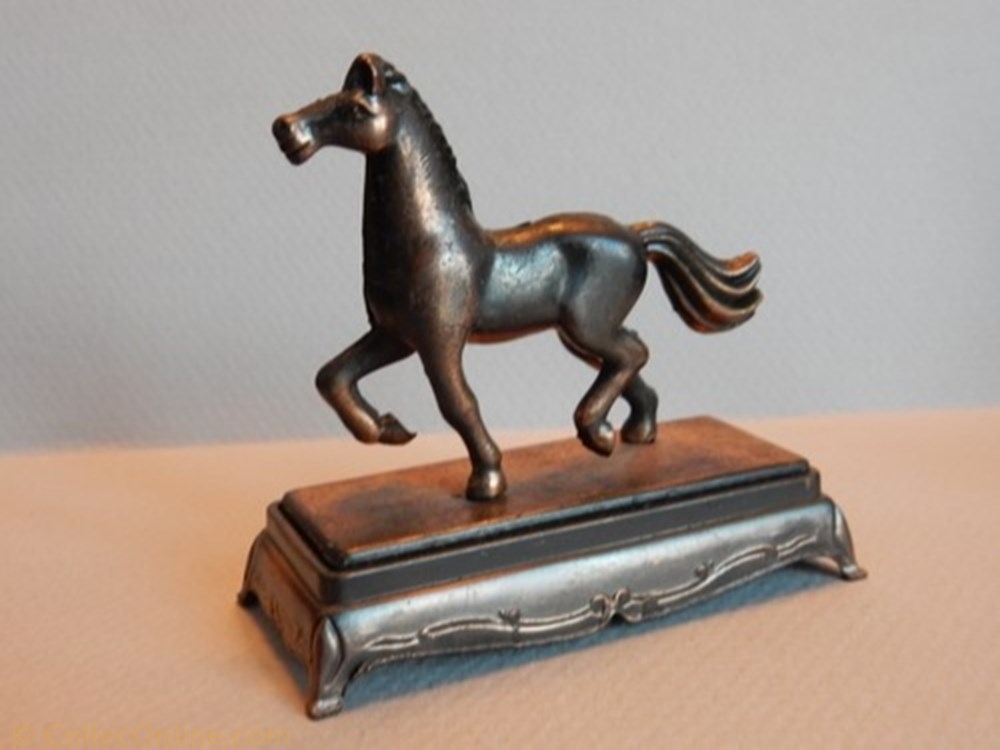 Cheval 4 figurine autre cheval 4