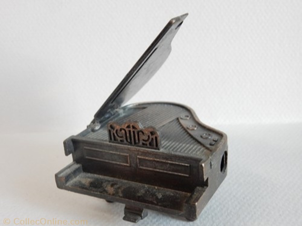 Grand piano figurine autre grand piano