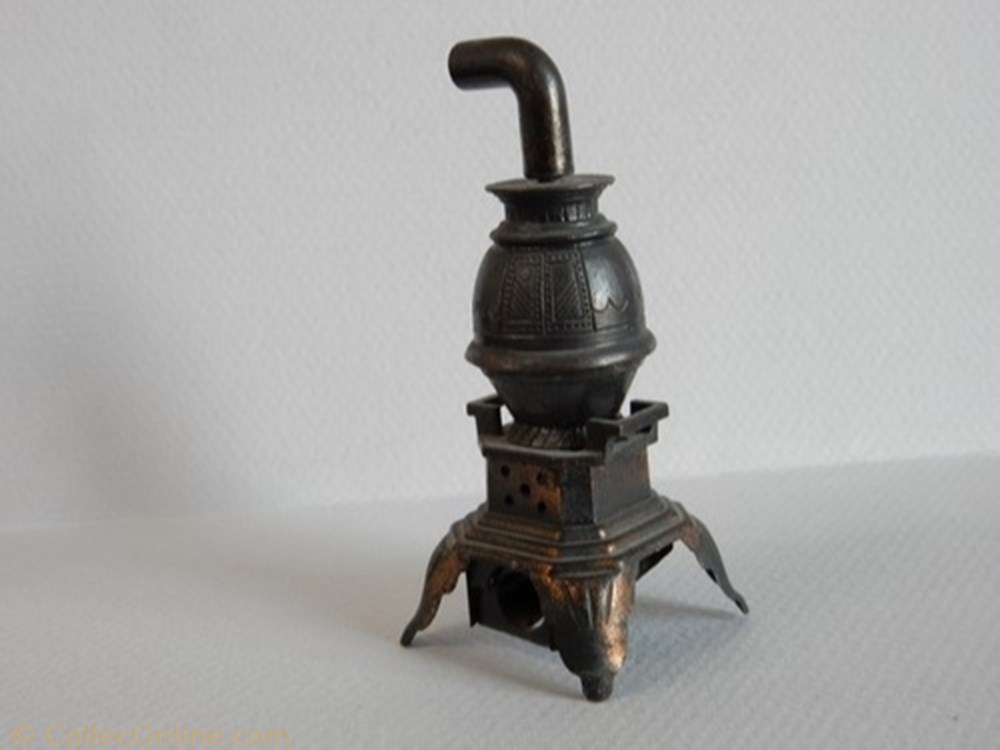Poele a bois figurine autre poele a bois
