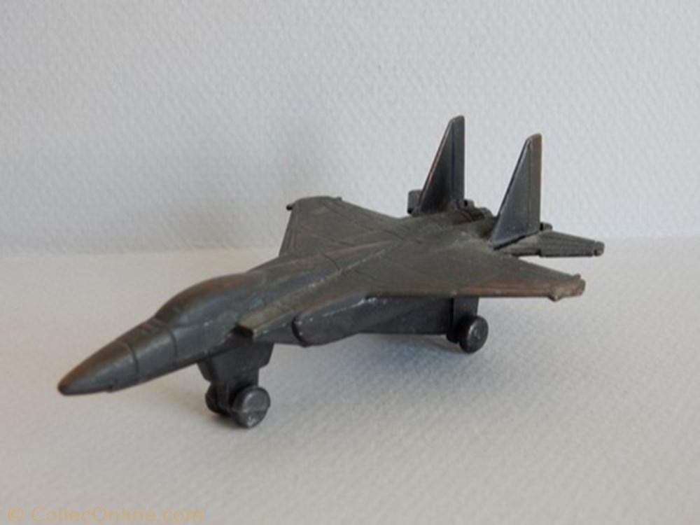 figurine autre avion f 15 eagle