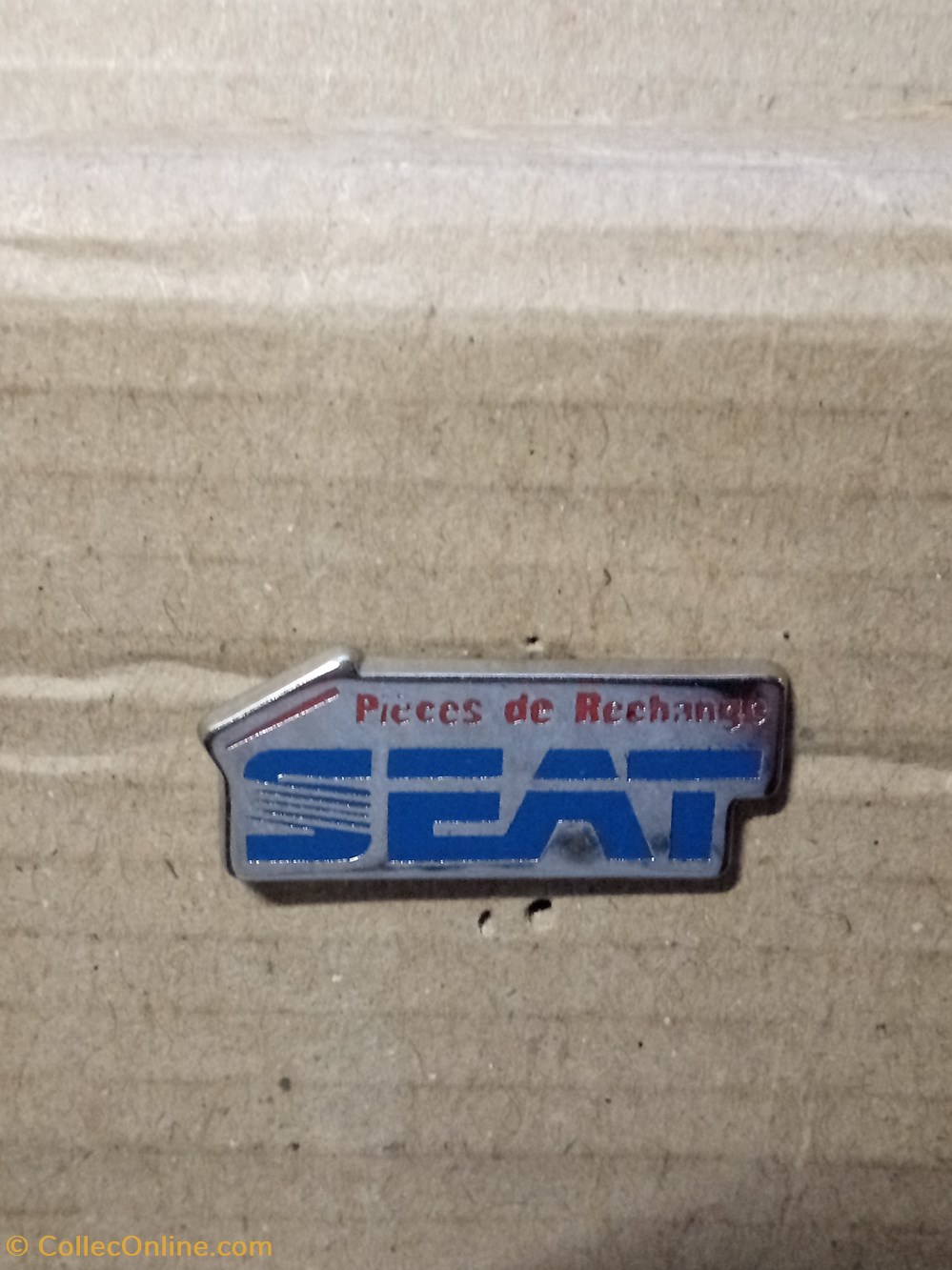 Pin's\constructeur\SEAT divers pin pis constructeur seat