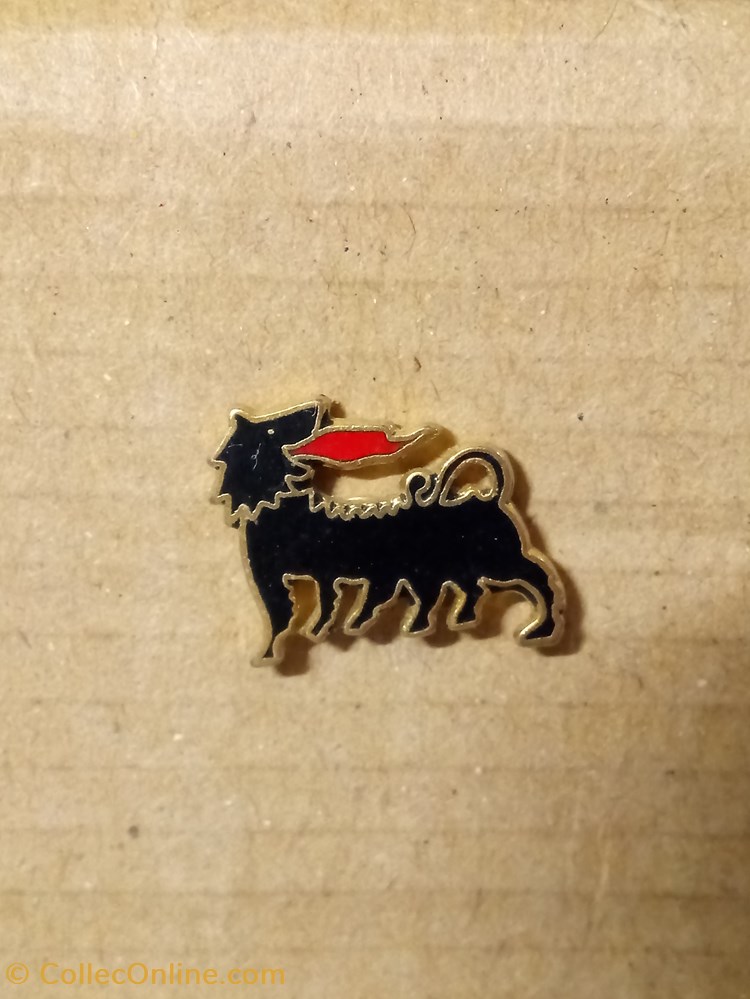 Pin's\Pétroliers\Agip divers pin pis petroliers agip