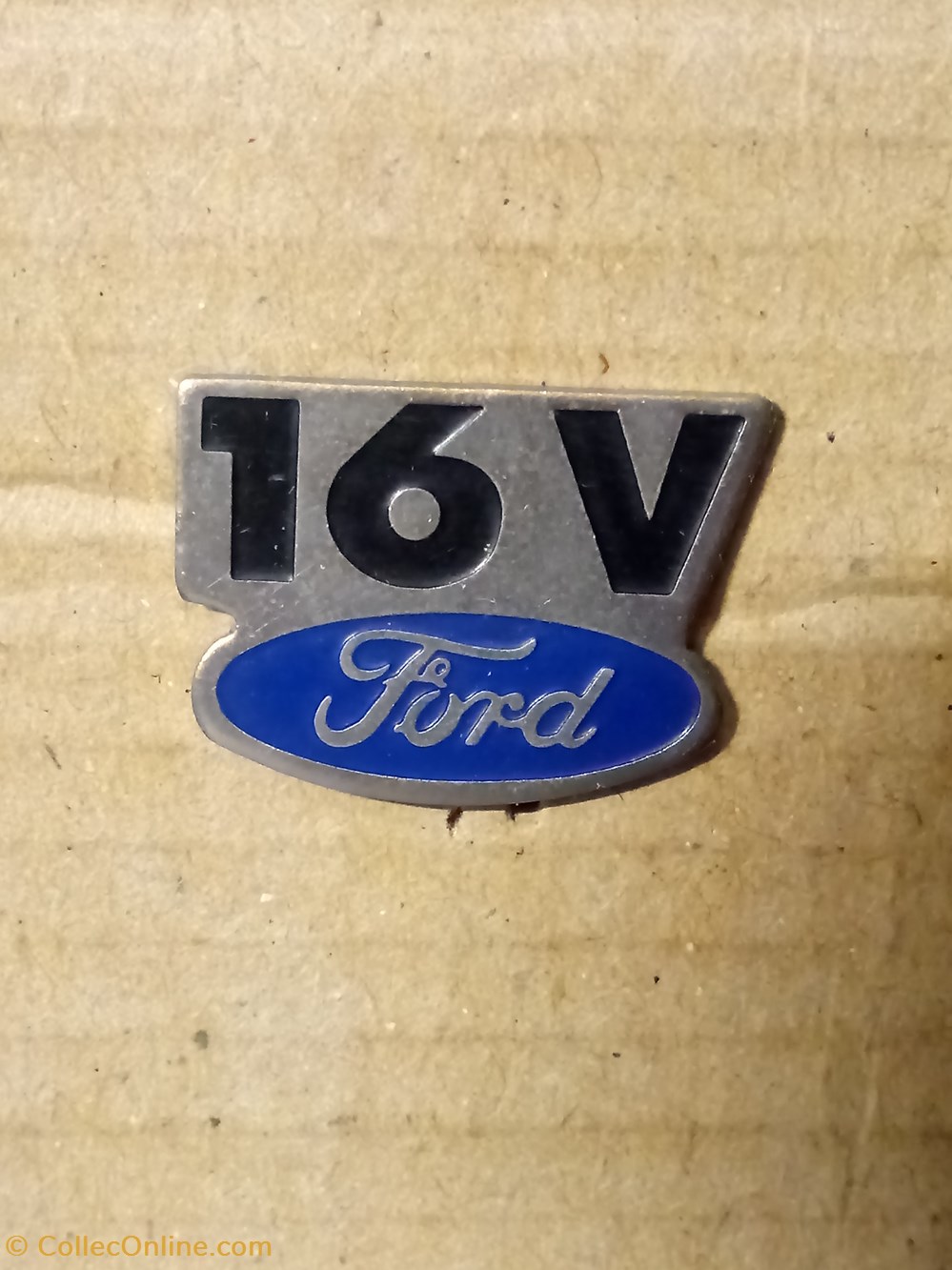 Pin's\constructeur\Ford divers pin pis constructeur ford
