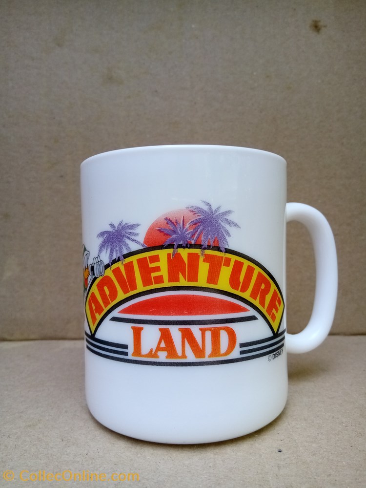 Art de la table\Mug Arcopal\pétrolier\ESSO diver art de la table mug arcopal petrolier esso