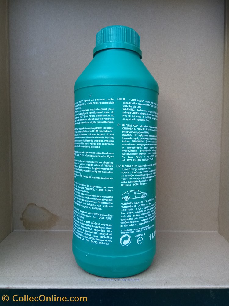 transports voiture bidons liquide freins plastique petrolier total