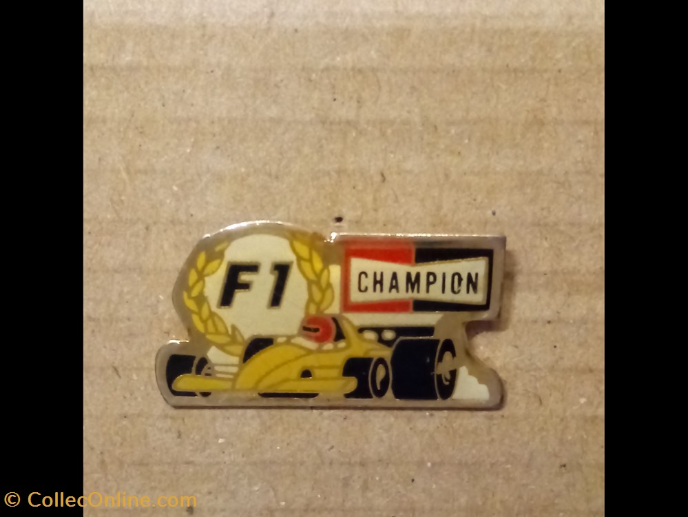Pin's\équipementier\Champion divers pin pis equipementier champion