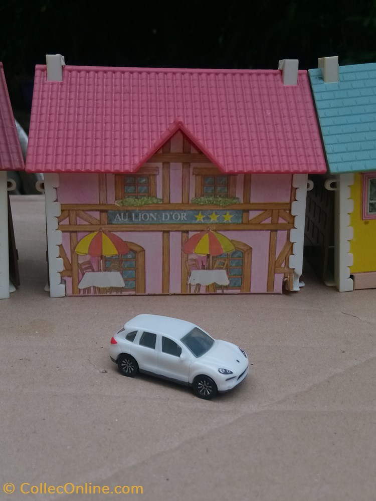 Porsche Cayenne jeux jouets kinder porsche cayenne