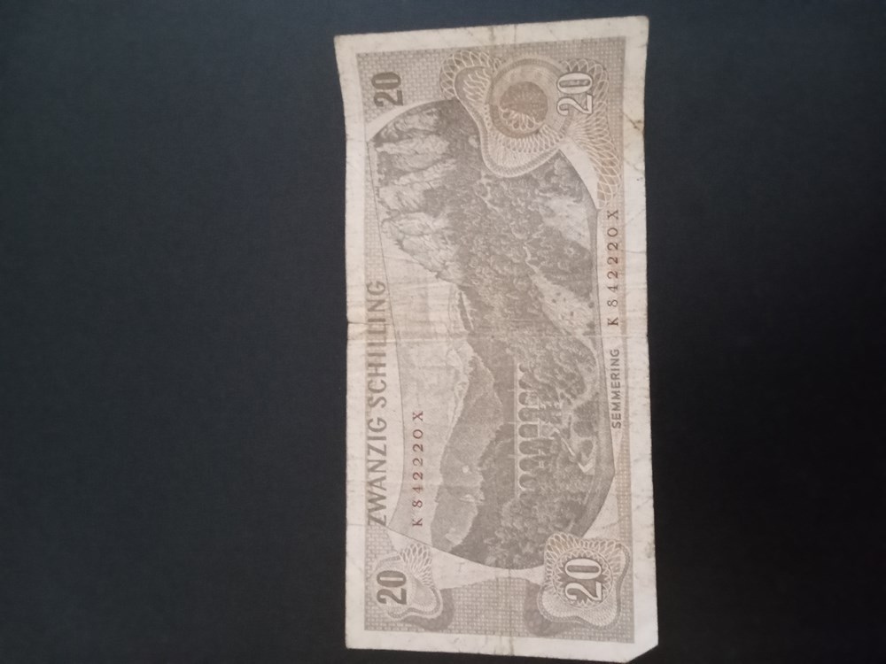 banknotes img20240212154006