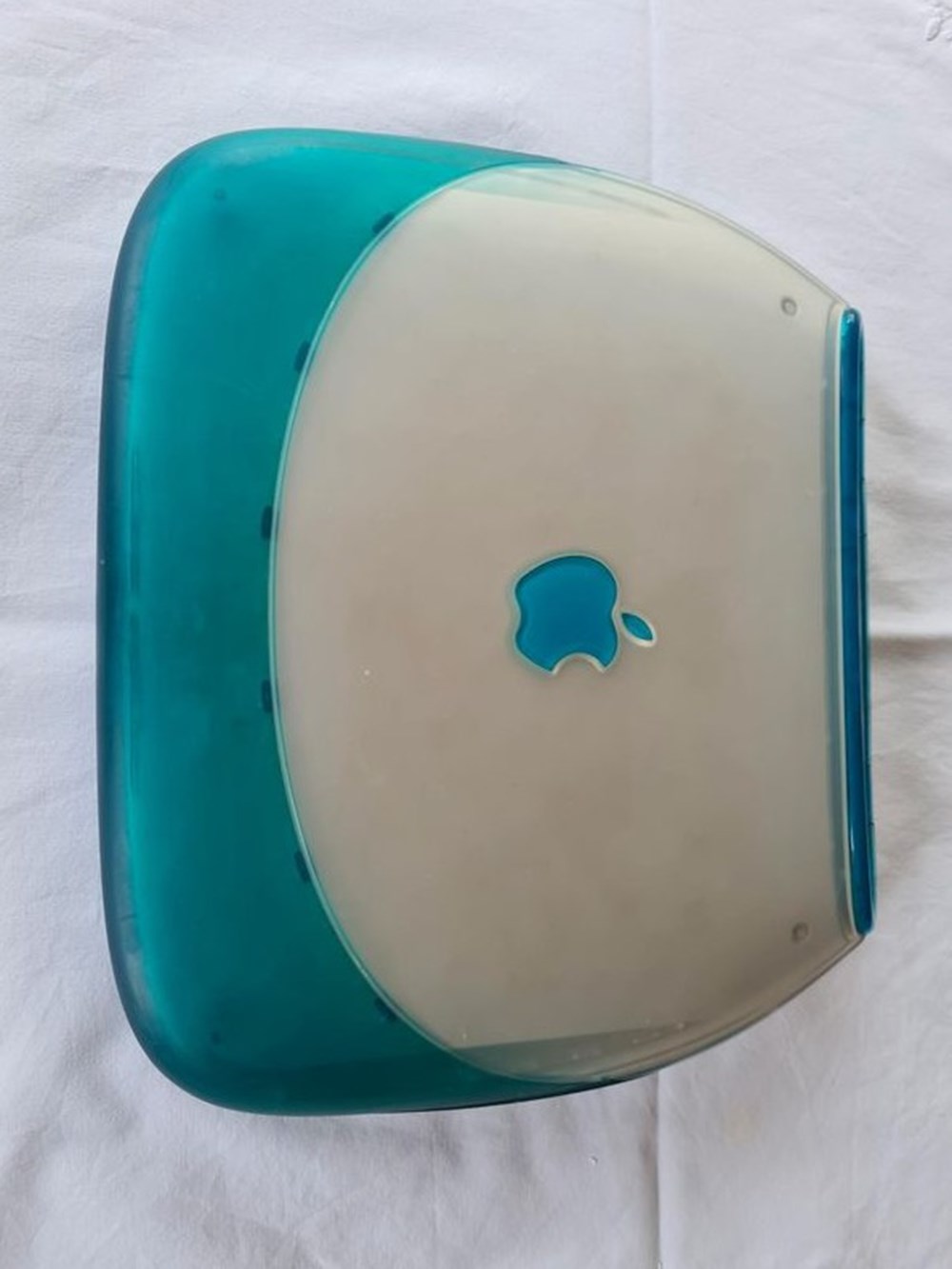IBook G3 Clamshell SE Blueberry 2 informatique ordinateurs ordinateur portable ibook g3 clamshell se blueberry