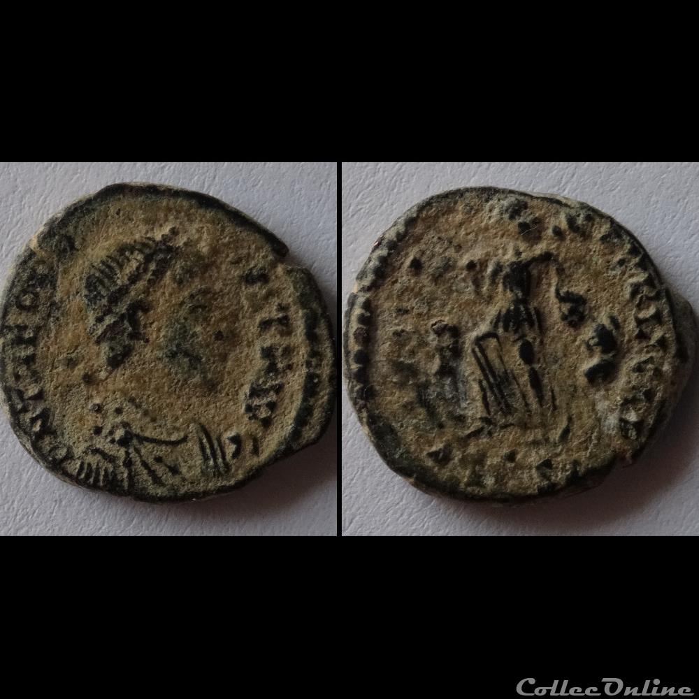 Ae4 Théodose I - Thessalonique RIC. 65 monnaie antique romaine ae4 theodose i thessalonique ric 65