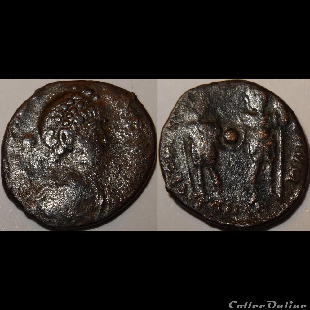 Ae4 Théodose II - Constantinople RIC. 410 monnaie antique romaine ae4 theodose ii constantinople ric 410