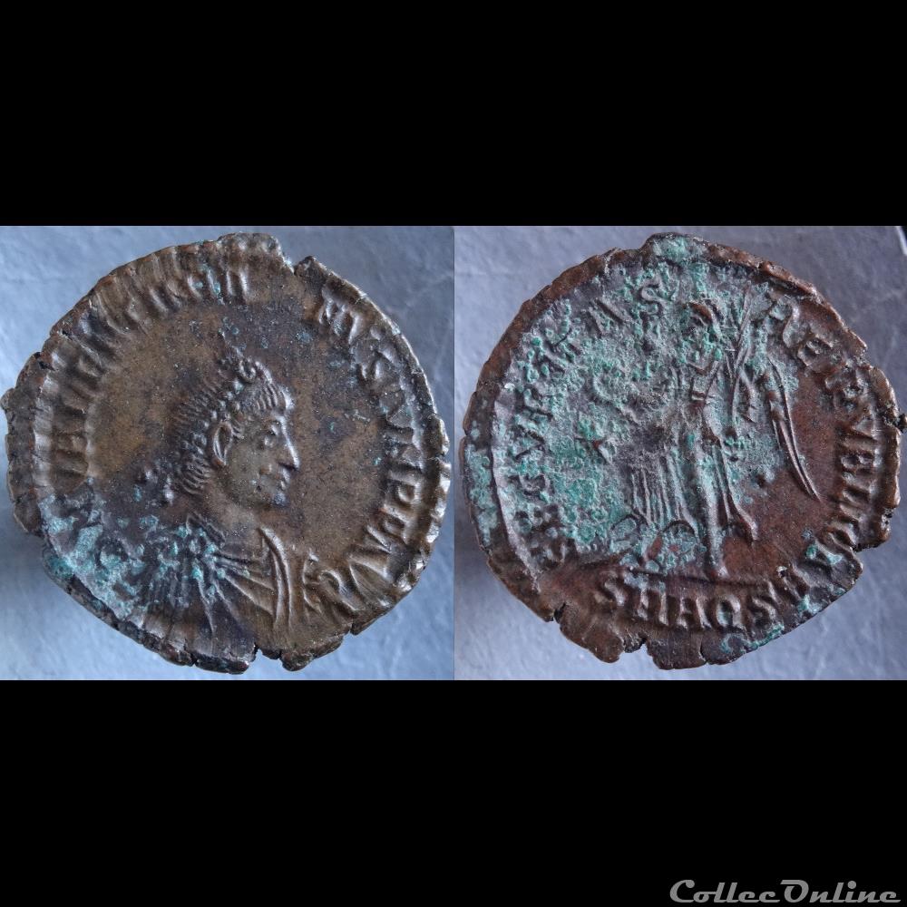 Ae3 Valentinien II - Aquilée RIC. 18 c monnaie antique romaine ae3 valentinien ii aquilee ric 18 c