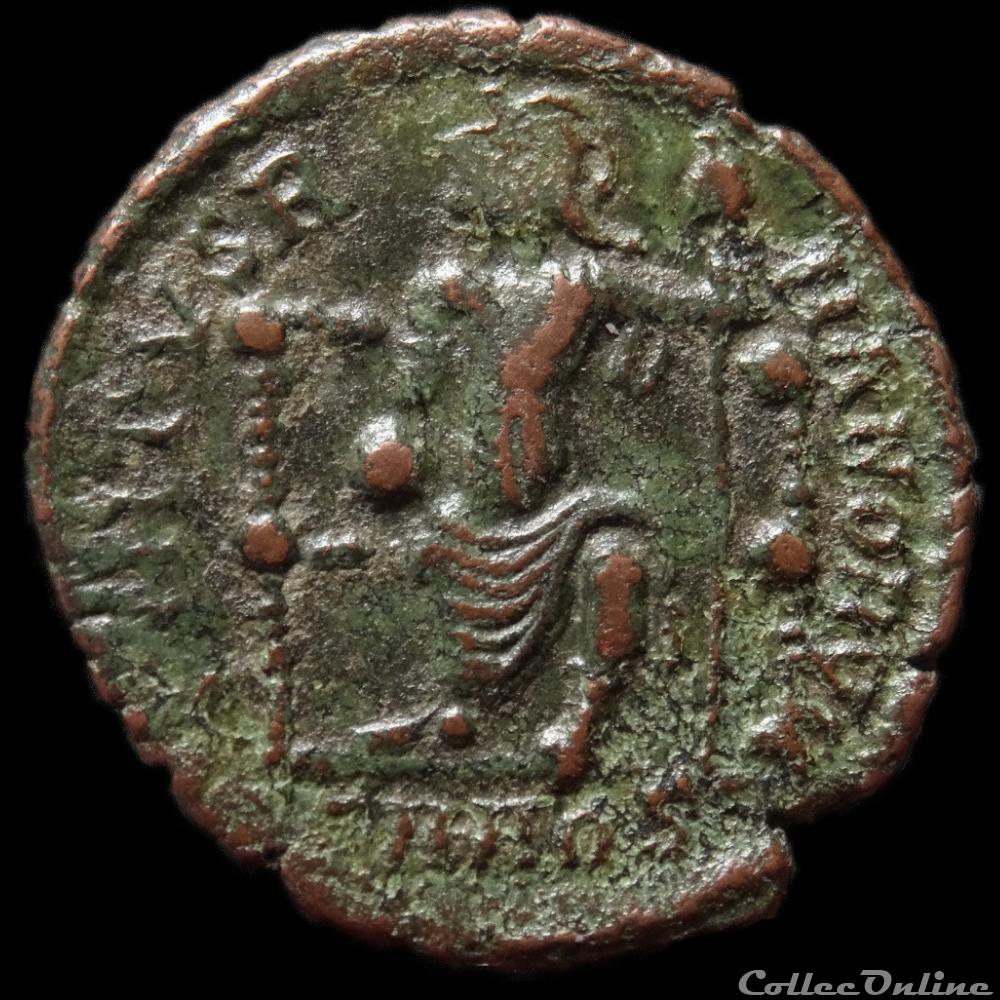 Ae3 Gratien - Aquilée RIC. 35 a 2 4 monnaie antique romaine ae3 gratien aquilee ric 35 a 2