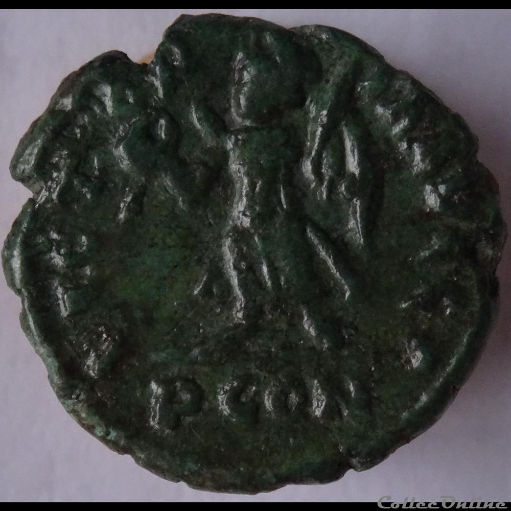 Ae4 Valentinien II - Rome RIC. 30 2 monnaie antique romaine ae4 valentinien ii rome ric 30